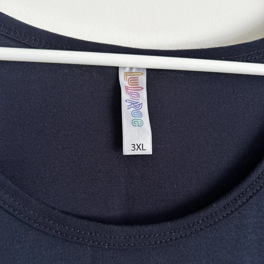 Top - Picture 2 of 3